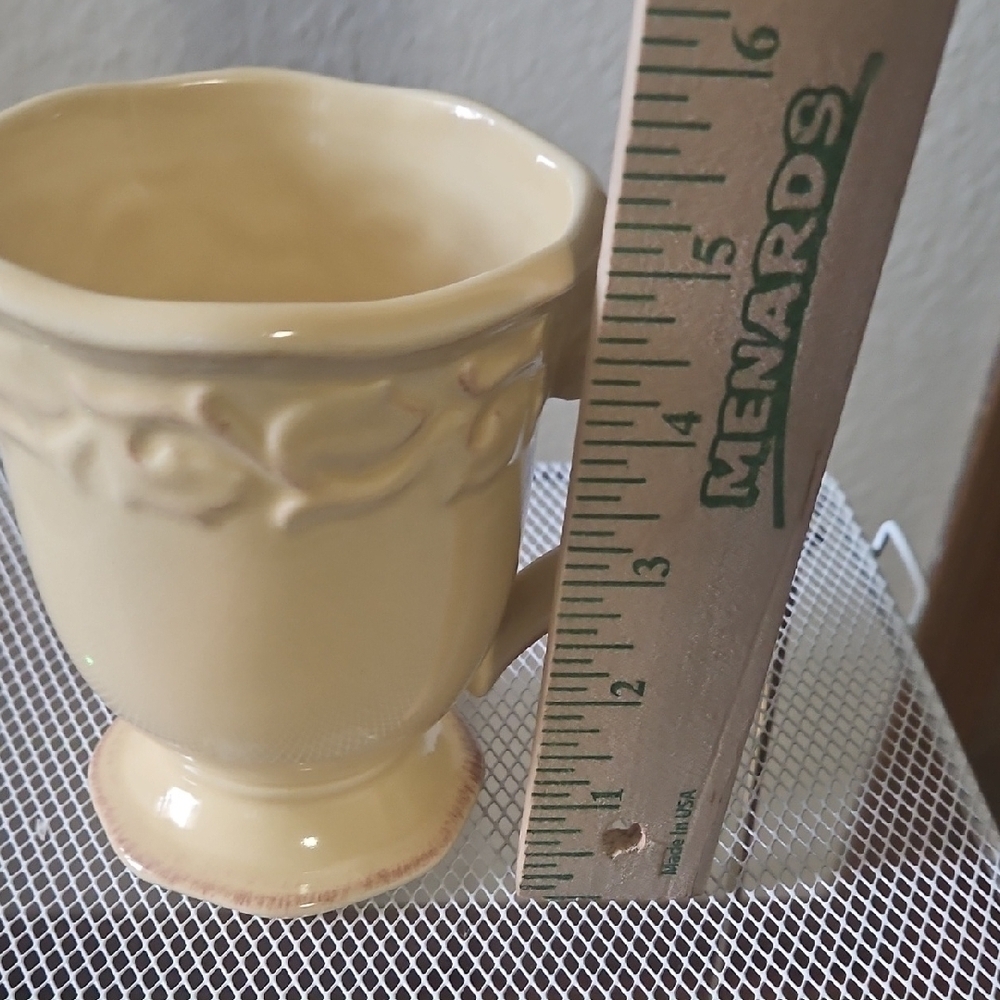 Charming Beige Ceramic Mugs Set - Picture 11 of 11